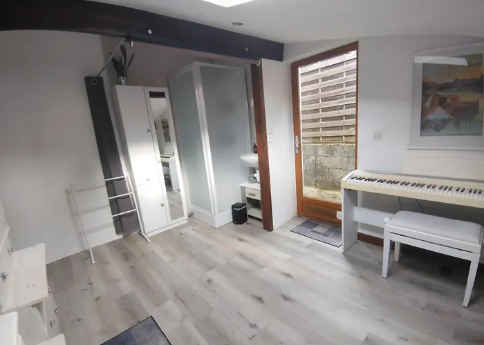 Duplex 2 Personnes, Apartment Aix-les-Bains